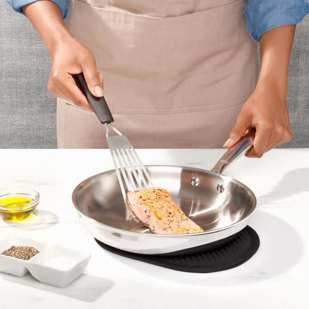 Spatule de cuisine OXO Good Grips - Spatule a fentes - Good Grips - 30 cm