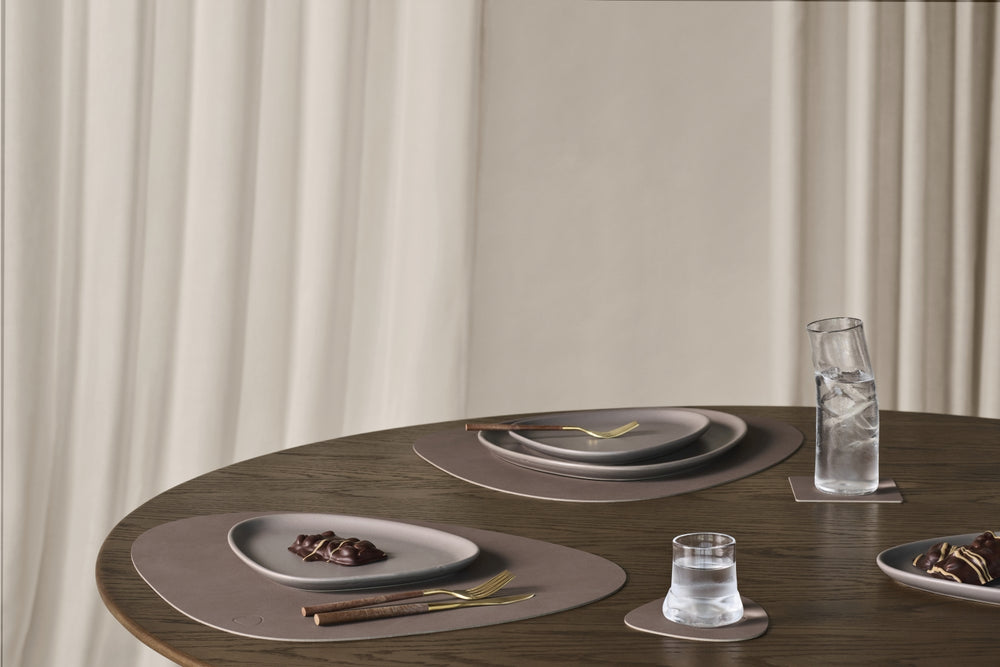 Ensemble de sets de table LIND DNA - en cuir - Nupo - 44 x 37 cm - 2 pièces