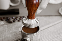 Tampon Barista Jay Hill - en bois de rose - Coffee Barista - ø 5 cm