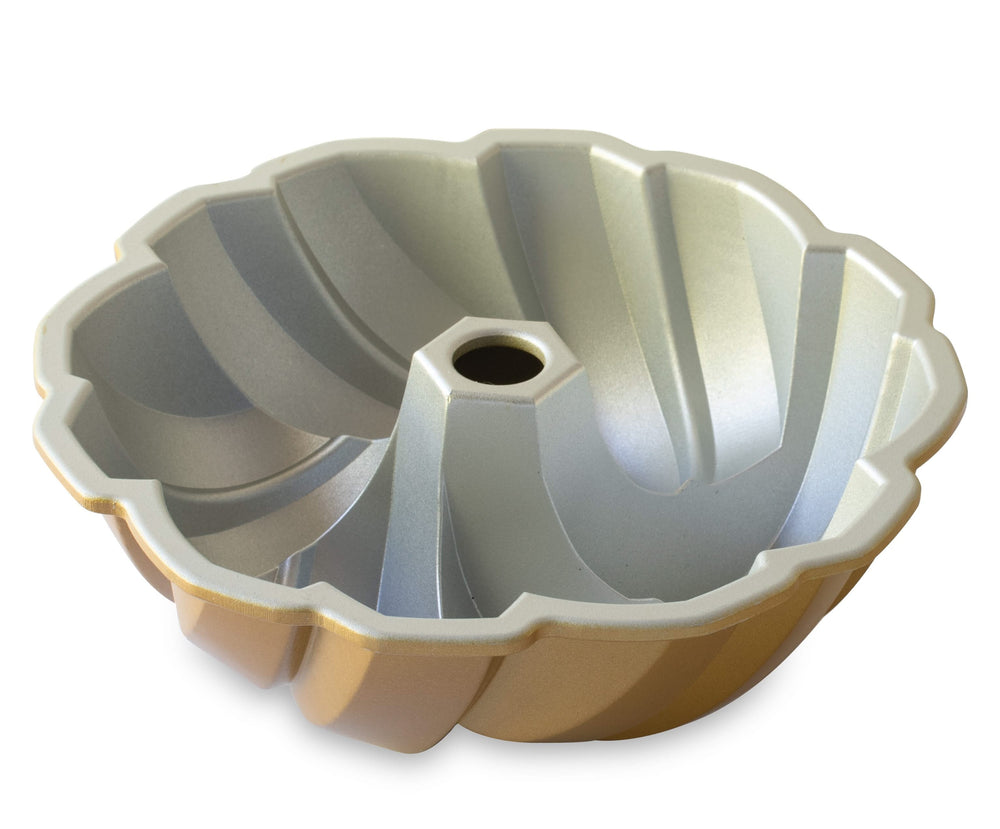 Moule à Bundt Nordic Ware Braided Bundt Or - Aluminium coulé - ø 27 cm