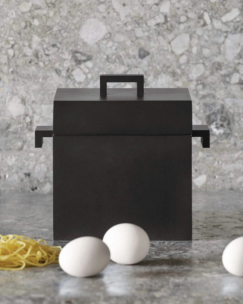 Casserole Alessi La Cubica - 2,4 litres - Aldo Rossi - AR03