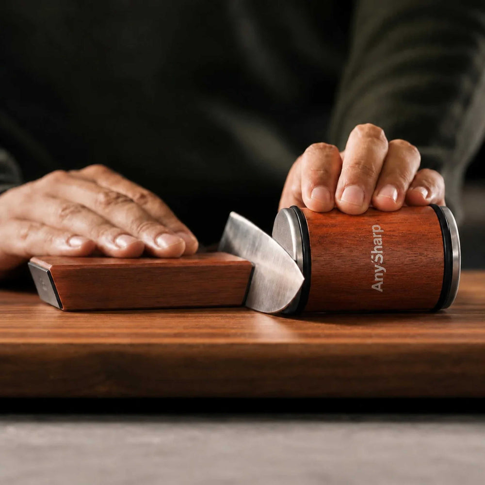aiguiseur de couteaux roulant AnySharp avec guide d'angle magnétique