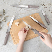 Ensemble de couteaux avec planche à découper BerlingerHaus taupe 6 pièces - Couteau de chef, couteau à pain, couteau à viande, couteau d'office & éplucheur