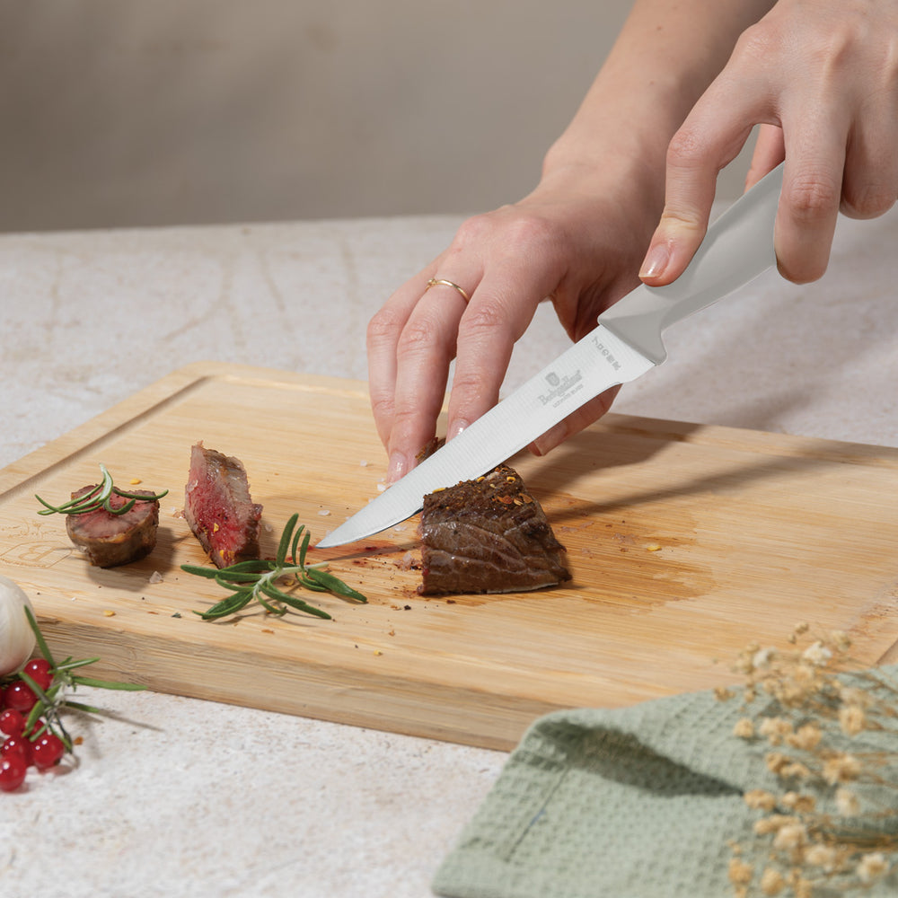 Bloc de couteaux BerlingerHaus Mat Crème 10 pièces - Couteau de chef, Couteau à pain, Couteau Santoku, Couteau d'office, Éplucheur & 4 Couteaux à steak