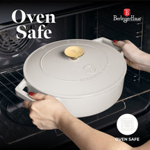Sauteuse en fonte BerlingerHaus mat crème ø 26 cm - adapté à toutes les sources de chaleur - revêtement antiadhésif émaillé