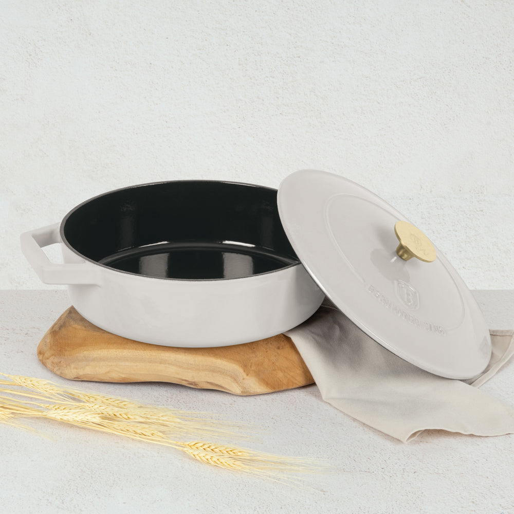 Sauteuse en fonte BerlingerHaus mat crème ø 26 cm - adapté à toutes les sources de chaleur - revêtement antiadhésif émaillé