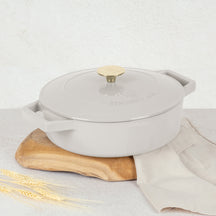 Sauteuse en fonte BerlingerHaus mat crème ø 26 cm - adapté à toutes les sources de chaleur - revêtement antiadhésif émaillé