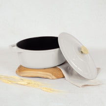 Cocotte en fonte BerlingerHaus Mat Crème Ovale 30 x 22 cm - adapté à toutes les sources de chaleur - revêtement émaillé antiadhésif