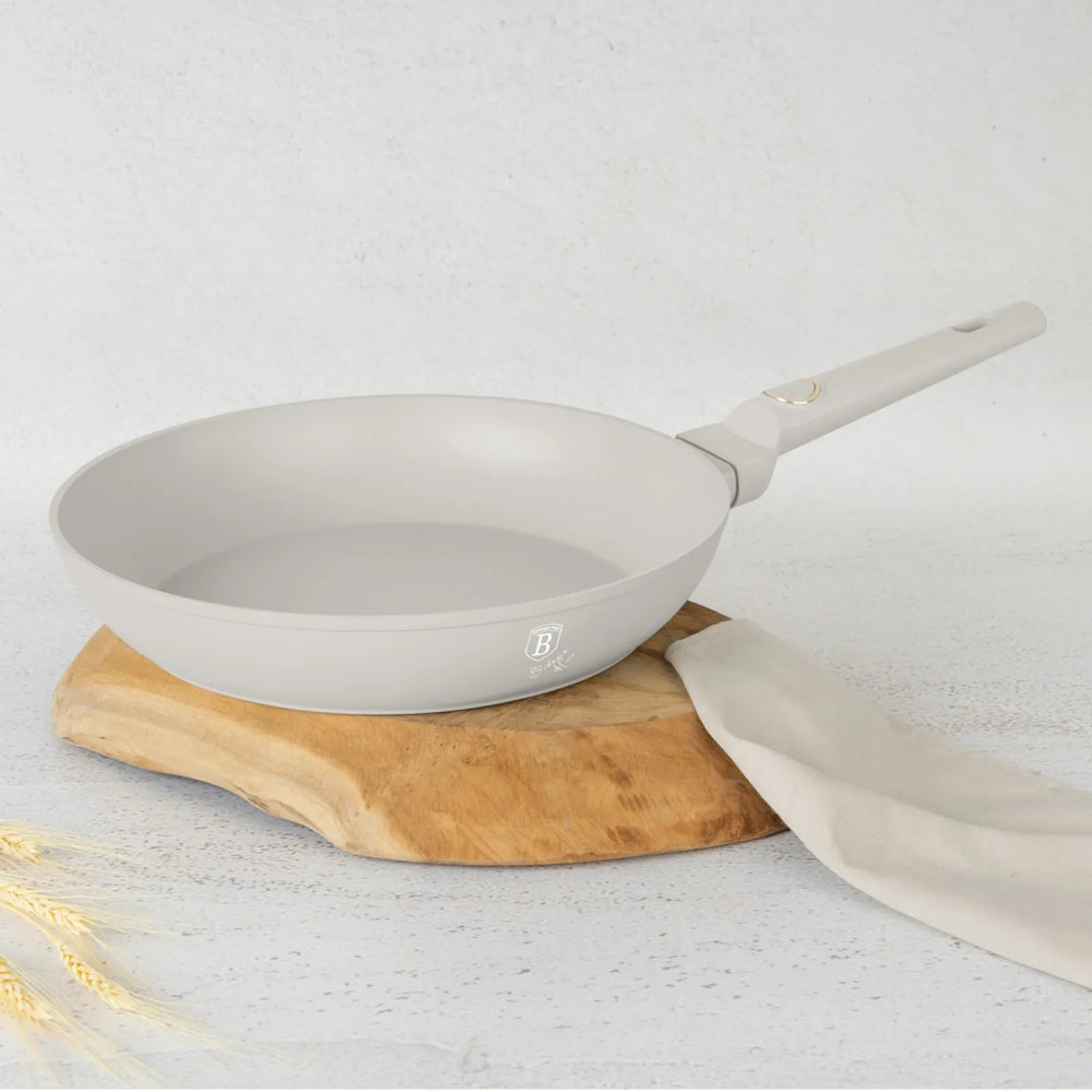 Poêle à Frire BerlingerHaus Mat Crème ø 24 cm - compatible avec toutes les sources de chaleur - revêtement antiadhésif standard