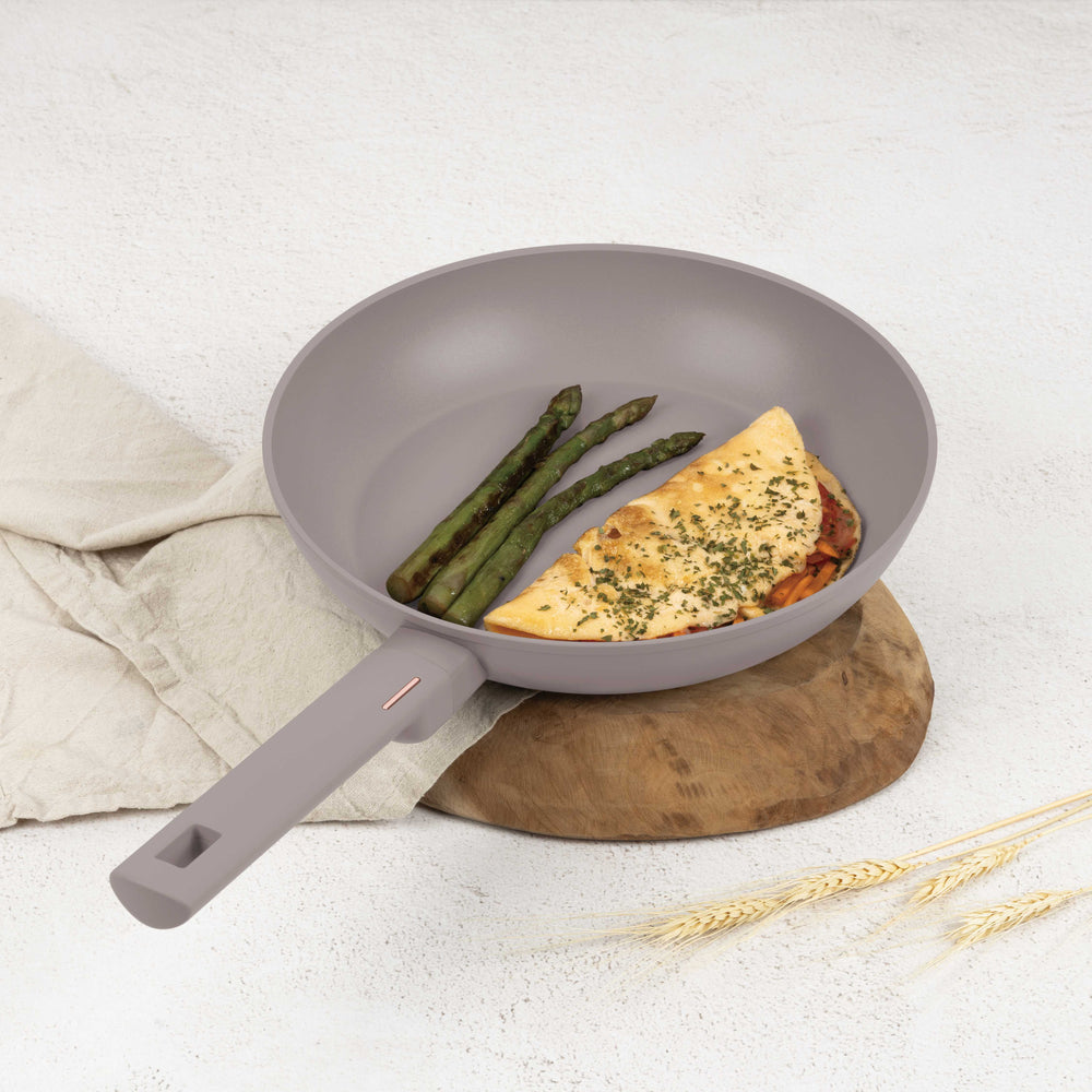 Poêle à Frire BerlingerHaus Taupe ø 28 cm - compatible avec toutes les sources de chaleur - revêtement antiadhésif standard
