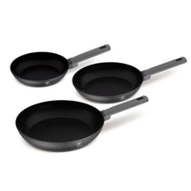 Batterie de cuisine Poêle BerlingerHaus Mat Anthracite 3-Pièces - ø 20, 24 & 28 cm - compatible avec toutes les sources de chaleur - revêtement antiadhésif standard