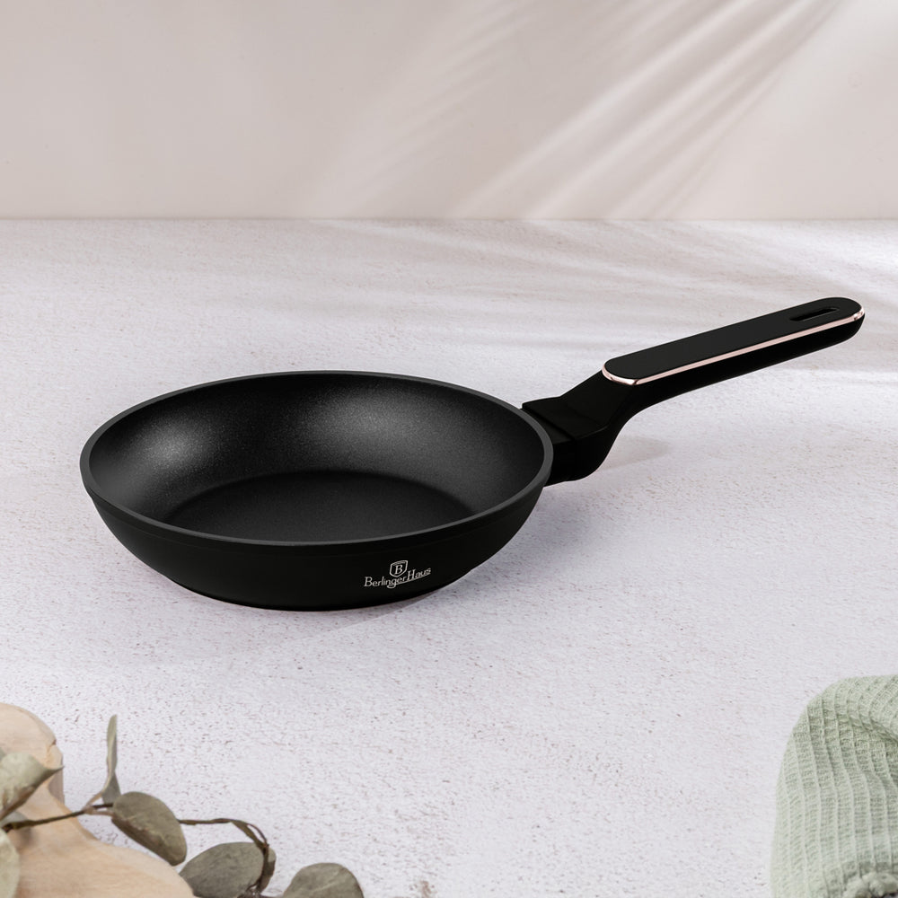 Poêle à Frire BerlingerHaus Noire Or Rose ø 20 cm - compatible avec toutes les sources de chaleur - revêtement antiadhésif standard