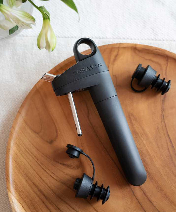Système à vin Coravin Pivot+