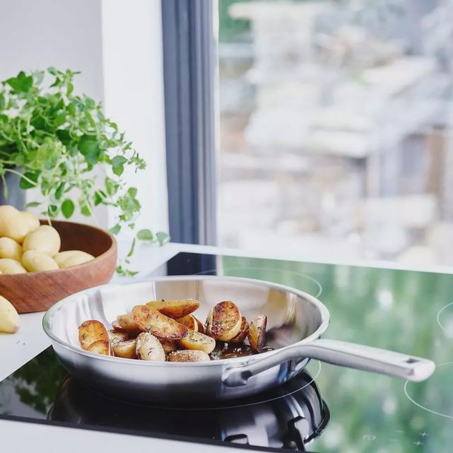 Les inconvénients d'une poêle inox multicouche