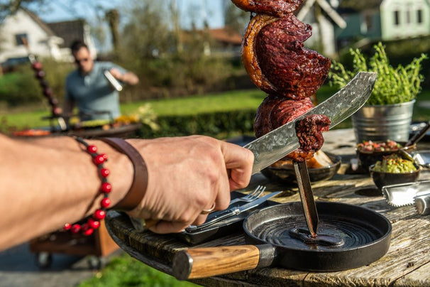 Poêle à servir Forged - en fonte - Churrasco - ø 18 cm - en bois d'olivier