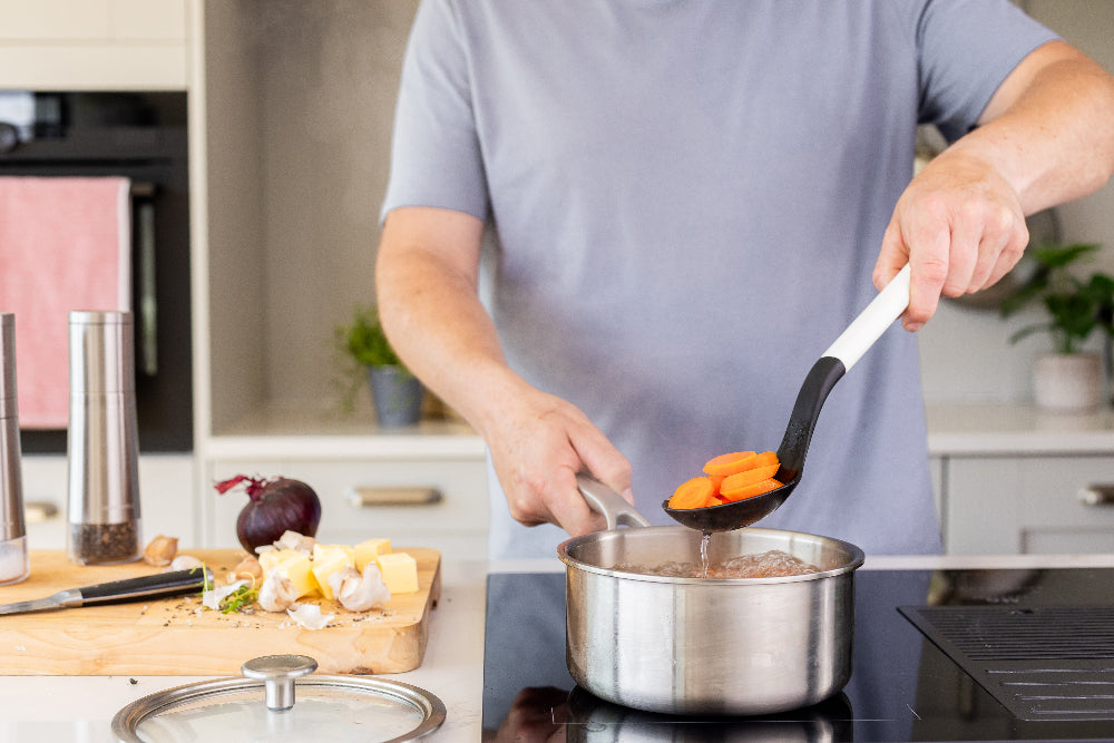 Cuillère KitchenAid - Cuillère à légumes - Classic Porcelaine Blanche - 34 cm