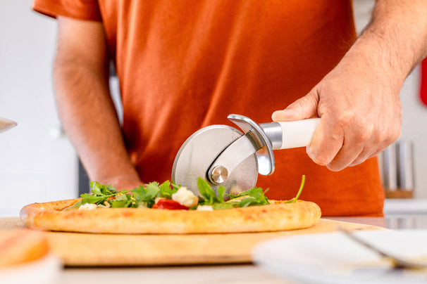 KitchenAid Coupe-pizza - Roulette a pizza - Classic Porcelaine Blanc - 23,5 cm