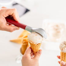 Cuillère a glace KitchenAid - Pelle a glace - Classic Rouge Empire - 21 cm
