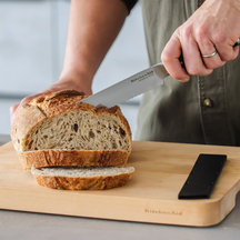 Couteau à pain KitchenAid - Couteau à pain en inox - Gourmet - 20 cm