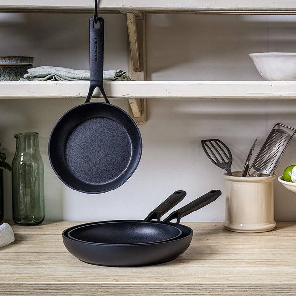 Batterie de cuisine KitchenAid Poêles Classic Forged - ø 20, 24 & 28 cm - revêtement antiadhésif céramique