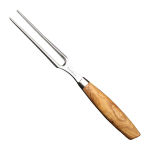 Messermeister Vleesvork Oliva Luxe 16 cm met olijfhouten heft, vrijstaand op witte achtergrond
