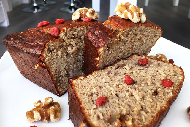 Un cake sain, sans gluten, riche en protéines et en douceur naturelle