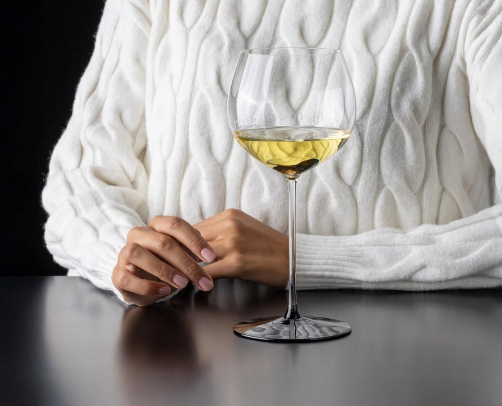 Ensemble de verres à vin Riedel Fatto A Mano Black Tie - Bordeaux Grand Cru, Bourgogne Grand Cru, Riesling & Chardonnay élevé en fût - 4 pièces