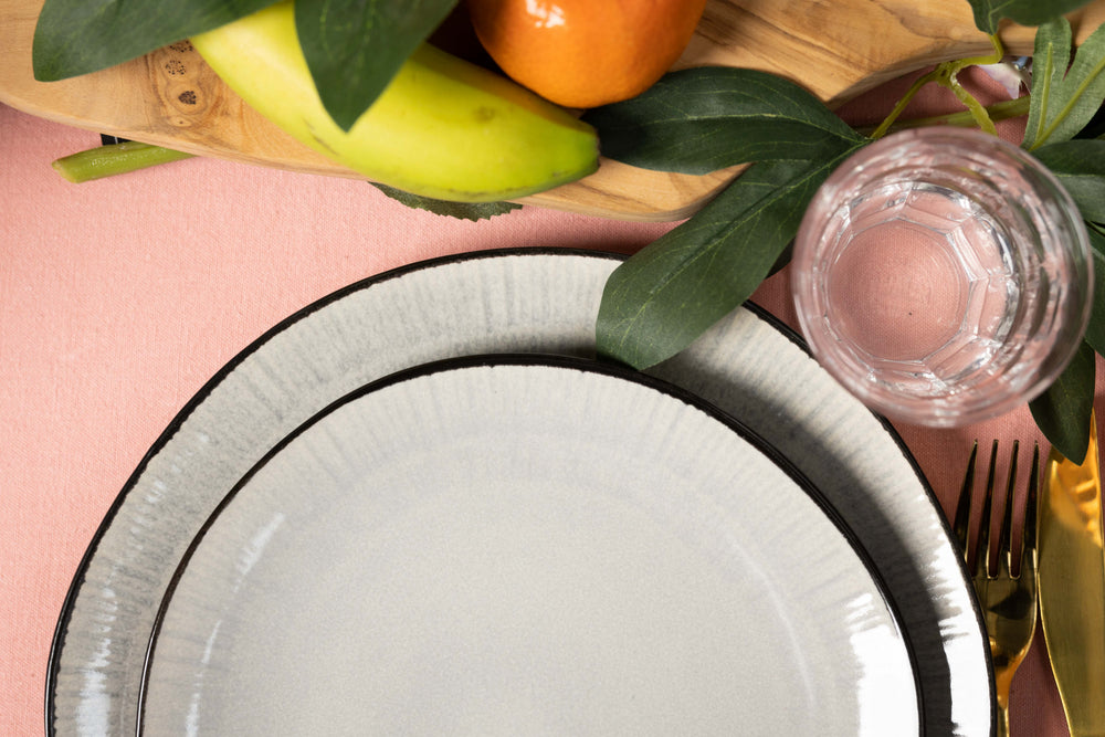 Ensemble de vaisselle Cookinglife - 6 personnes - Nola Warm Grey - 18 pièces