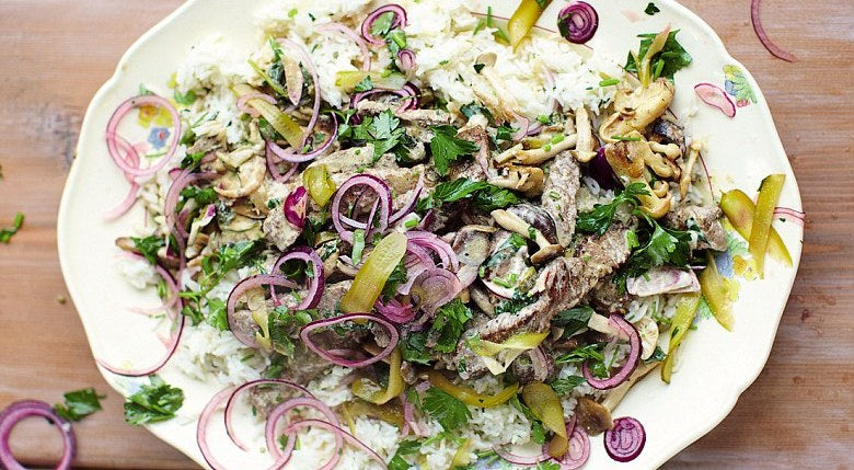 Bœuf rapide et savoureux aux champignons et sauce crémeuse