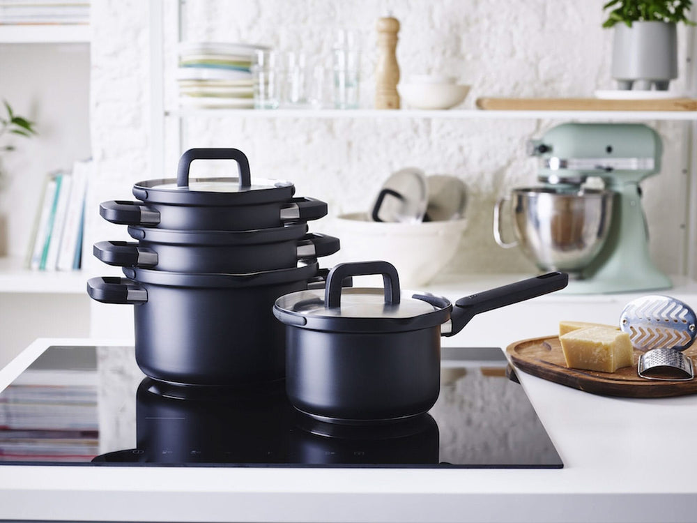 Ensemble de casseroles BK  Flow Cool Noir - 4 pièces - en inox - casseroles ø 16, 18, 20 & 16 cm 