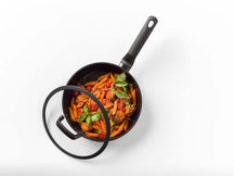 BK Hapjespan met deksel Easy Induction Zwart ø 28 cm / 4.6 Liter - open