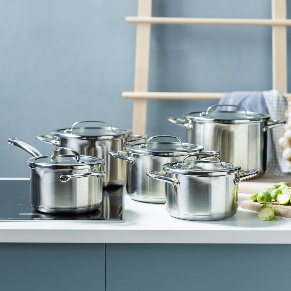 BK Pannenset Twist RVS 5-delig - Kookpan ø 16, 18, 20 & 22 cm & Steelpan ø 16 cm - sfeerbeeld 1