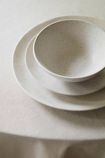 Ensemble de vaisselle Broste Copenhagen Nordic Vanilla 6 pièces / 2 personnes - 2 assiettes à diner, 2 assiettes à petit-déjeuner et 2 bols