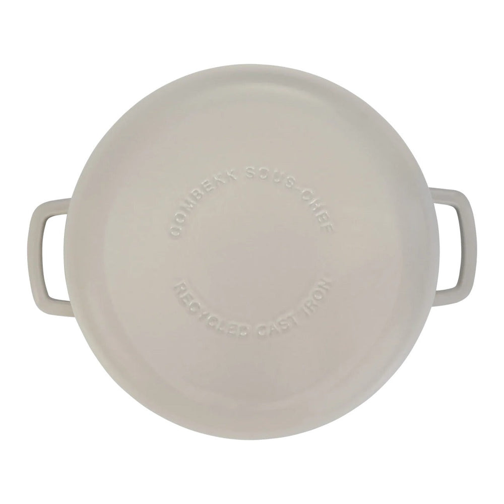 Combekk Braadpan met deksel Gietijzer Sand ø 28 cm / 5.3 Liter - onderaanzicht