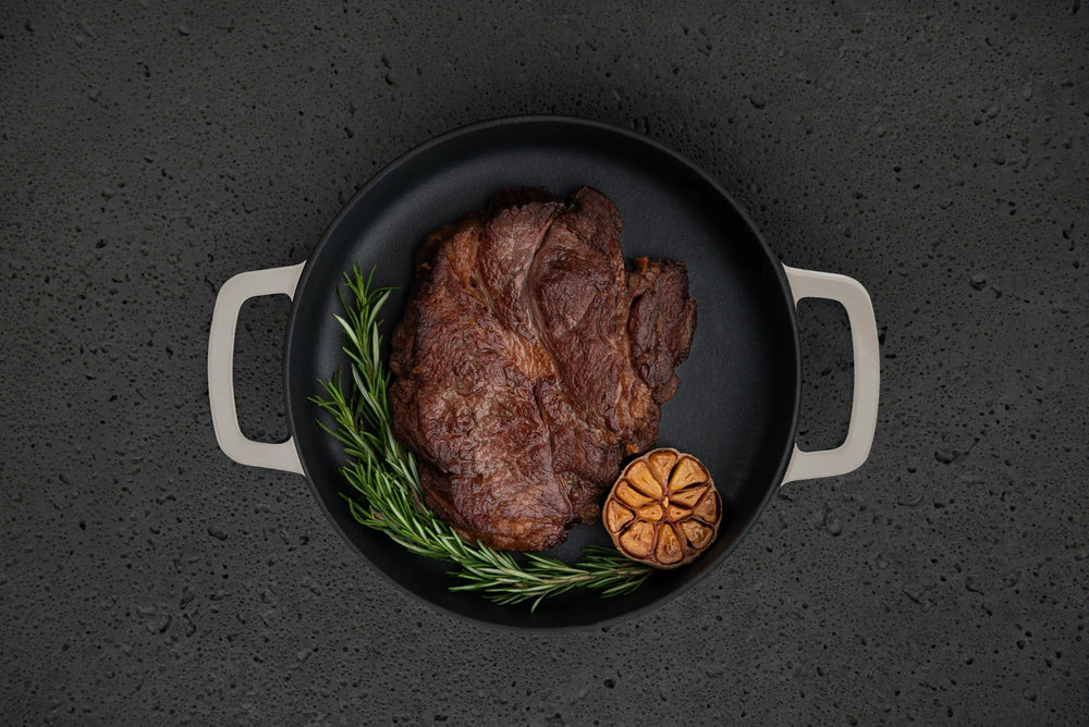 Combekk Koekenpan Skillet met 2 grepen Gietijzer Sand ø 28 cm - sfeerbeeld 2