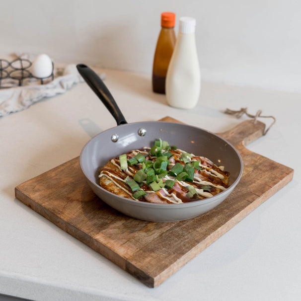 CP Batterie de cuisine poêles Taupe of Mind 3 pièces - ø 20, 24 & 28 cm - revêtement antiadhésif en céramique