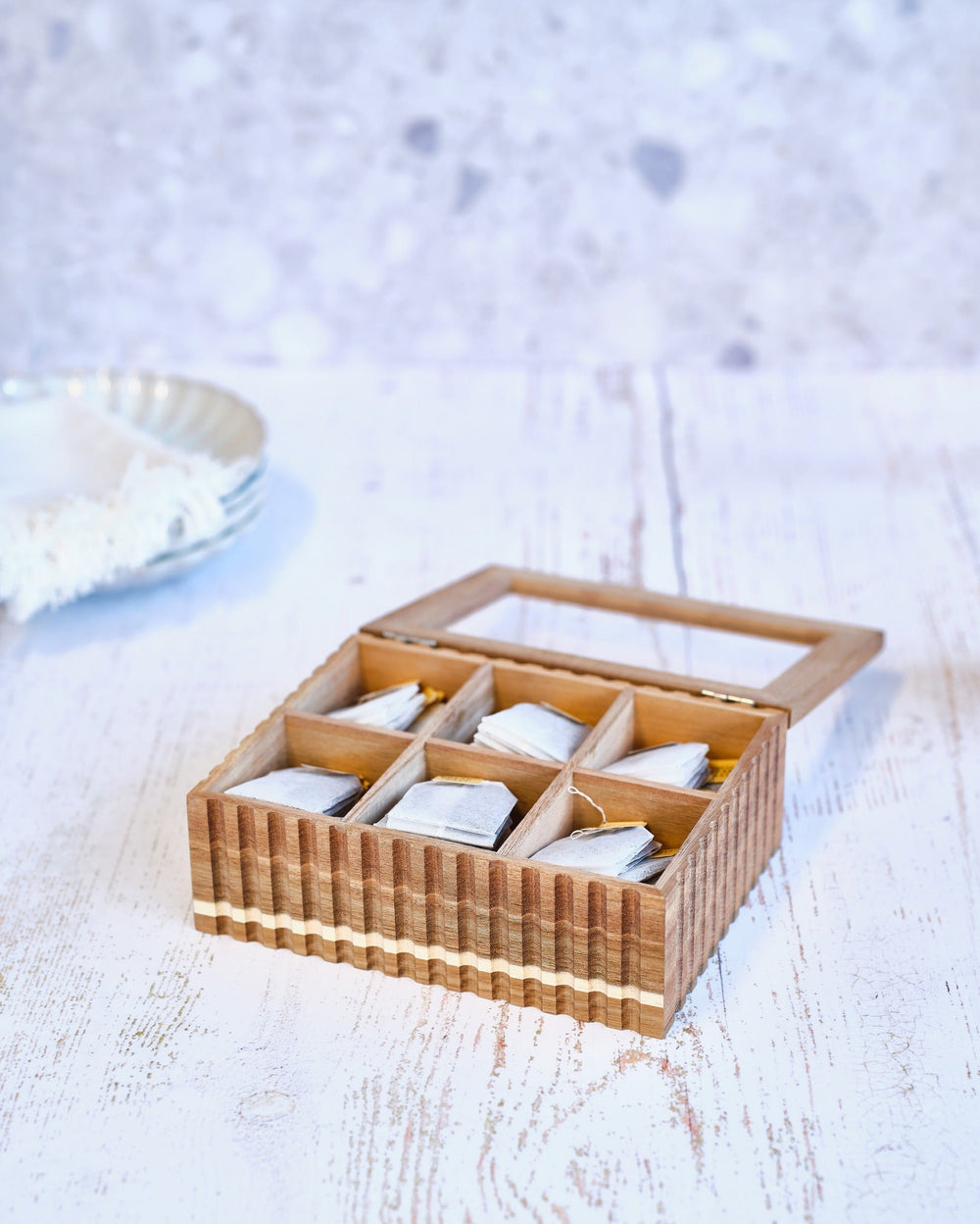 Cosy & Trendy Theedoos - Theekist - Acaciahout - 6 vakken - met Venster - 21 x 17 x 7.5 cm - sfeerbeeld 2