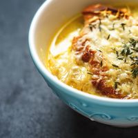 et baguette au fromage au cumin