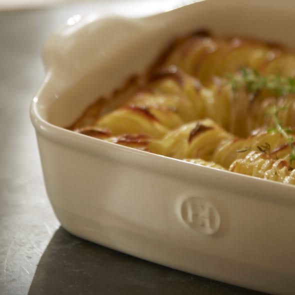 Plat a four Emile Henry - Plat a gratin - Argile - 22 x 14 cm - 700 ml