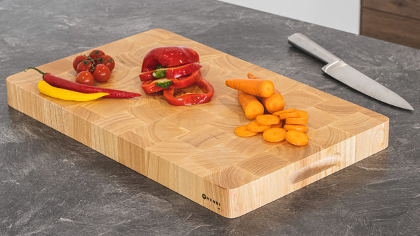 Planche à découper Hendi - en bois d'hévéa - Rubberwood - 53 x 32,5 cm