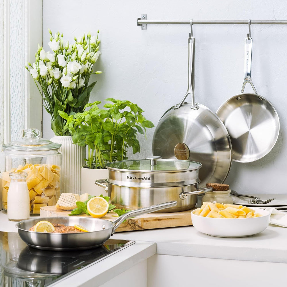 KitchenAid Koekenpan Advanced RVS ø 28 cm - sfeerbeeld 3
