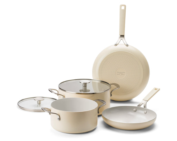 Batterie de cuisine KitchenAid Aluminium Almond Cream 4 pièces - Poêles à frire ø 24 & 28 cm, Faitouts ø 20 & 24 cm - revêtement antiadhésif céramique