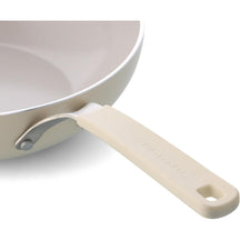 KitchenAid Wokpan Aluminium Almond Cream ø 28 cm / 3.7 Liter - detail 1