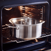 Ensemble de casseroles KitchenAid Multi-Ply Stainless Steel 6-pièces : casserole ø 20 et 24 cm, casserole ø 16 cm et poêle ø 24 cm + poêle Classic Forged ø 24 et 28 cm