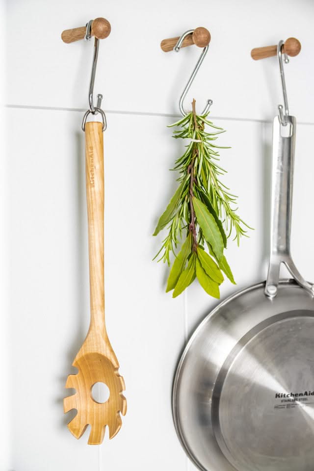 Cuillère a spaghetti KitchenAid - Cuillère a pâtes - Core - en bois - 34 cm