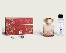 Maison Berger Giftset - Geurbrander - Celebration Nude - Hypnotic Oud - 250 ml - inhoud giftset met doos