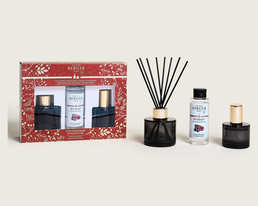Maison Berger Giftset Duo Celebration - Geurstokjes 90 ml & Roomspray 50 ml - Hypnotic Oud - inhoud giftset met doos
