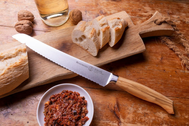 Couteau à pain Messermeister Oliva Luxe bois d'olivier 23 cm