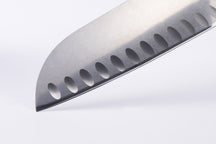 Messermeister Santokumes met Kuiltjes Custom 18 cm - detail 1