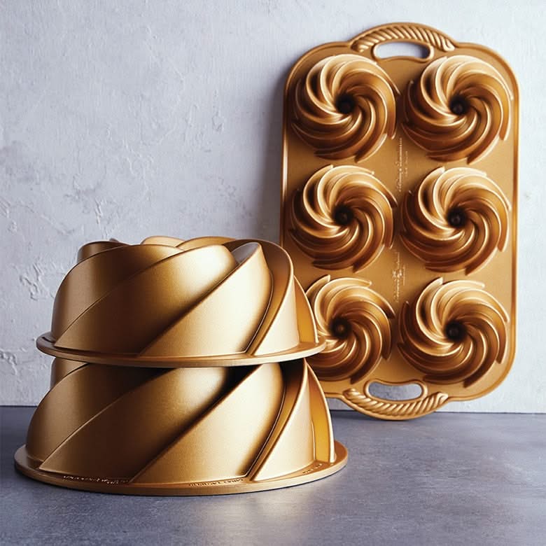 Moule à Bundt Nordic Ware Heritage Bundt Or - Aluminium coulé - ø 26 cm